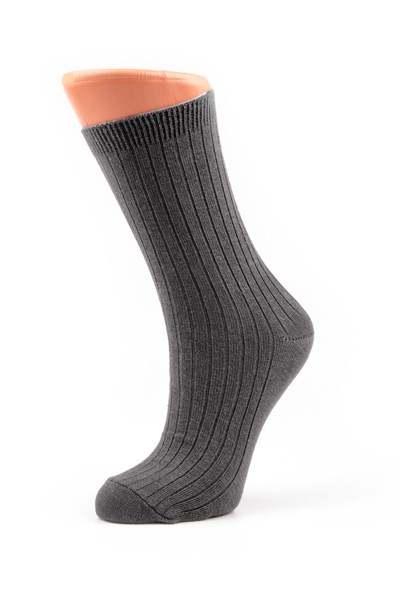 Kadın Siyah-Gri Derbili Soket Çorap
